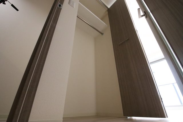 プレサンスＴＨＥ新栄 収納