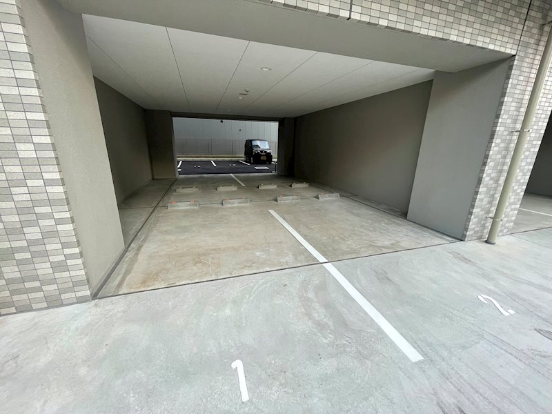 エスリード新栄マルス 駐車場