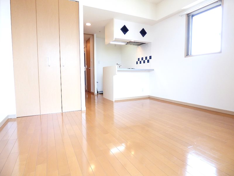 プレサンス名古屋ＳＴＡＴＩＯＮビーフレックス リビング