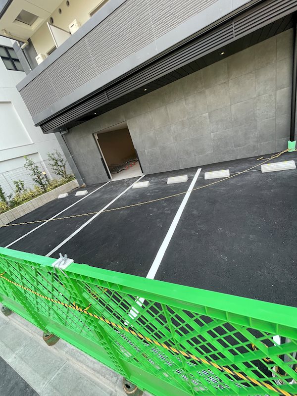 エスリード上前津セレーノ 駐車場