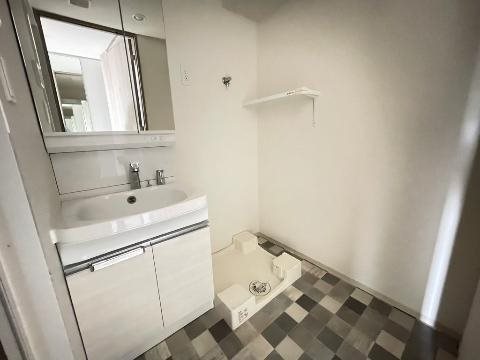 ファステート栄セントラル 洗面所