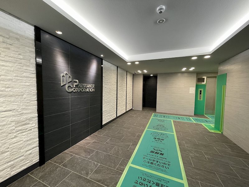 プレサンス東別院駅前Ⅱ エントランス
