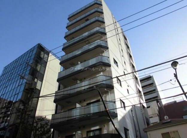新神保町ビル 外観