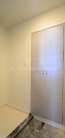 グランドコンシェルジュ浅草橋 玄関