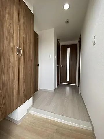 コンフォート城西 玄関