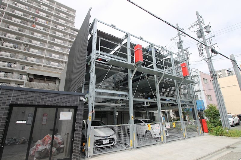 プレサンス新栄町ギャラント 駐車場