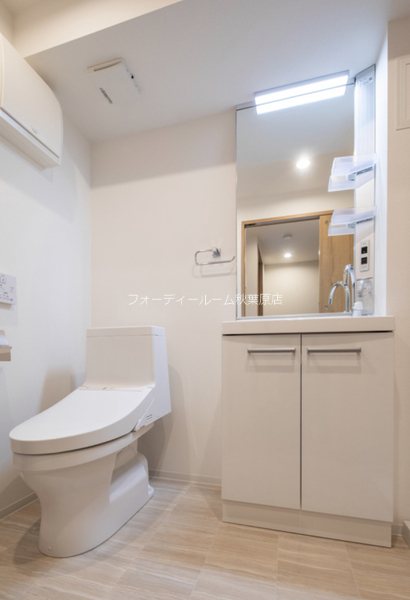 クラヴィール上野田原町 洗面所