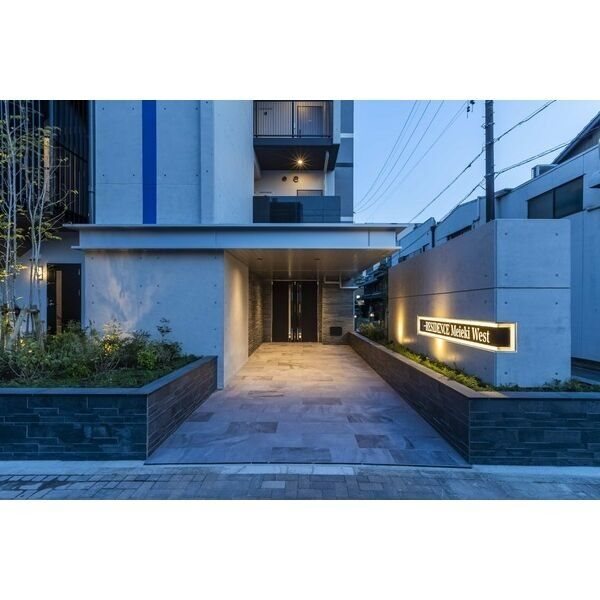 S-RESIDENCE名駅WEST エントランス