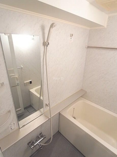 グラーサ西麻布 風呂画像