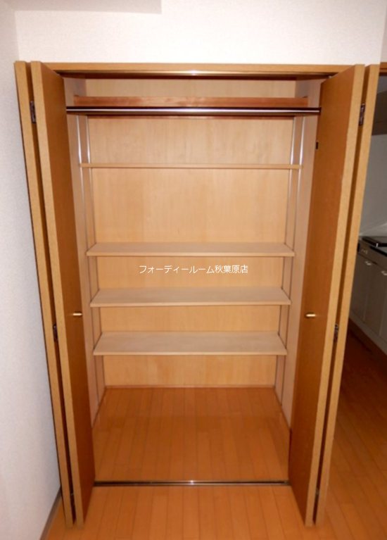 アウラ九段 収納