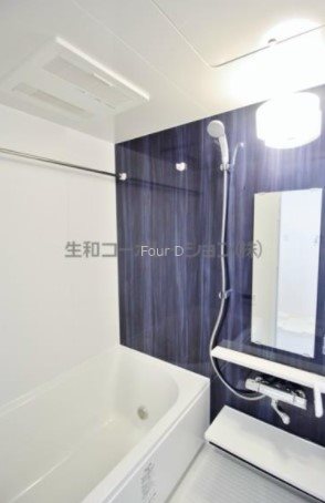 ＡＶＥＮＩＲ東麻布 風呂画像