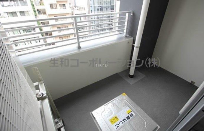 ＡＶＥＮＩＲ東麻布 ベランダ