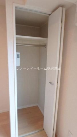 ＬＡ．スイート上野  収納