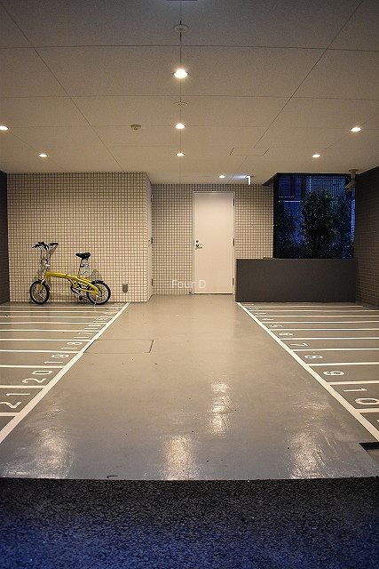 ハーモニーレジデンス西麻布 駐車場