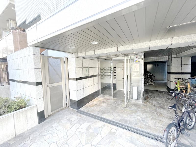 ステージファースト白山Ⅱ  エントランス