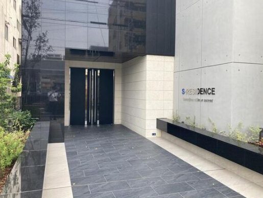 S-RESIDENCE亀島駅前ascent エントランス