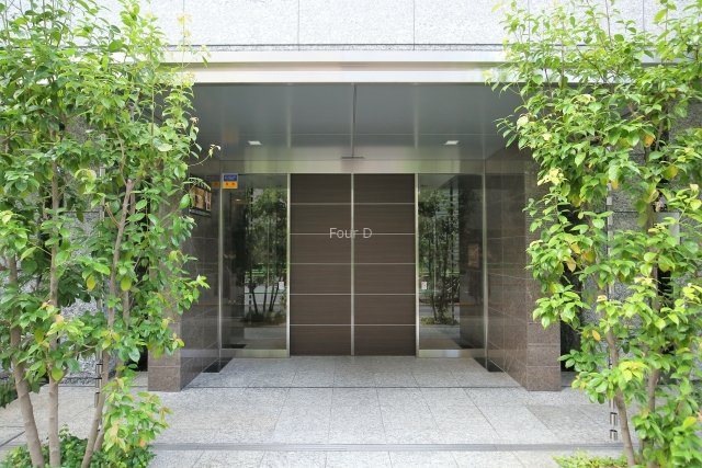 コンシェリア東京BAYSIDE COURT エントランス