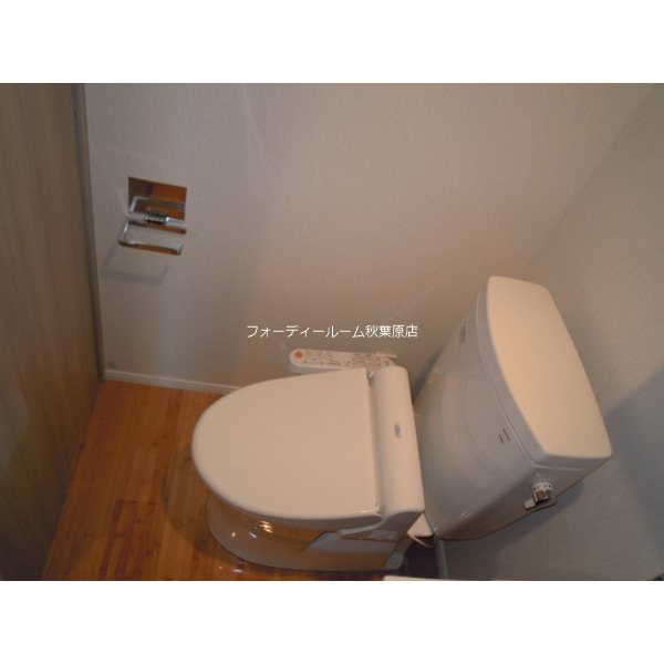 秋葉原　デ・プレ トイレ