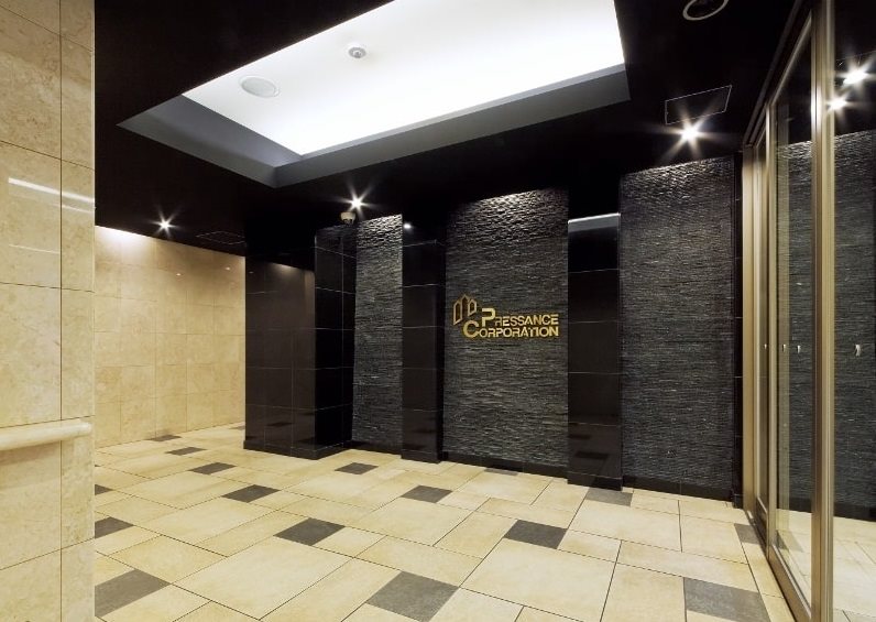 プレサンス名古屋STATIONキュオル ロビー