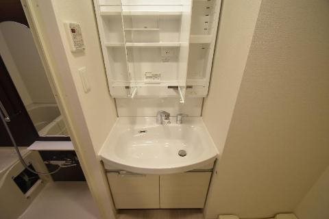 アドバンス名古屋モクシー 洗面所
