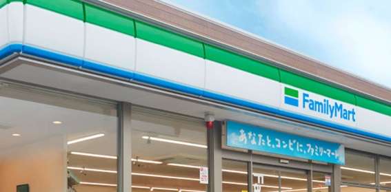 メイプルコート朝岡 コンビニ