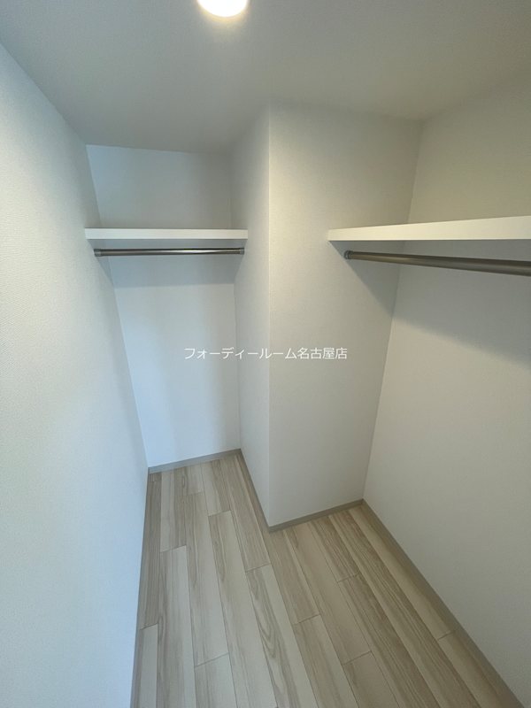 エステムコート名古屋ライブゲート 収納