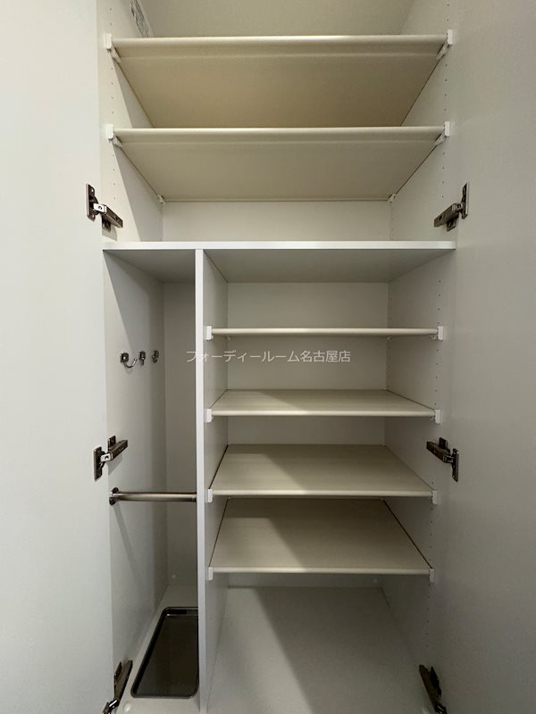 アドバンス名古屋ブランシュ 収納