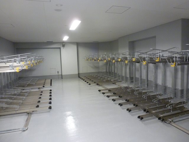 プレジリア東日本橋 駐車場