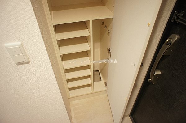 メインステージ両国  収納