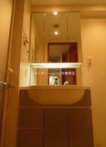 日神デュオステージ浅草三筋 洗面所