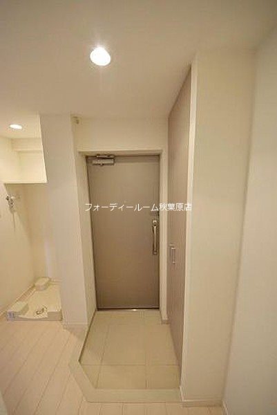 アイル秋葉原ノース参番館 玄関