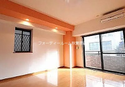 ユーキメゾン一番町 リビング