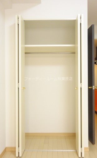 サンスタレ浅草 収納