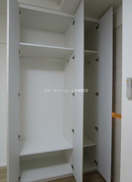 クレストコート文京湯島 収納