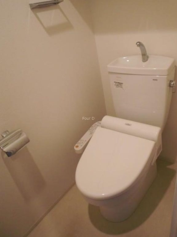 シーフォルム東麻布(ＳＹＦＯＲＭＥ　ＨＩＧＡＳＨＩ－ＡＺＡＢＵ) トイレ