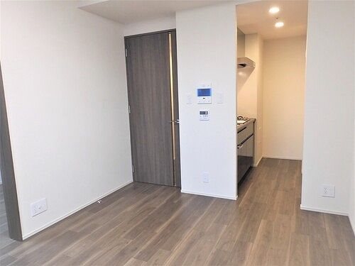 オープンレジデンシア名古屋駅The Court リビング