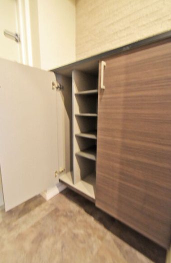エスペランサ上前津 玄関