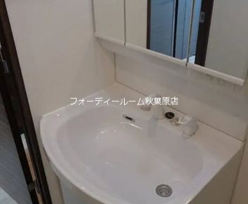 ジェノヴィア南千住Ⅱスカイガーデン  洗面所