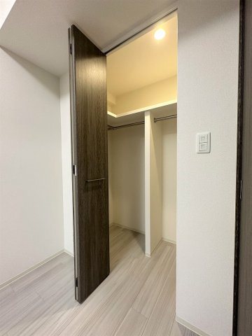 プレサンス太閤通ファシール 収納