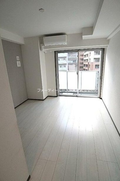 GENOVIA上野Ⅱskygarden リビング