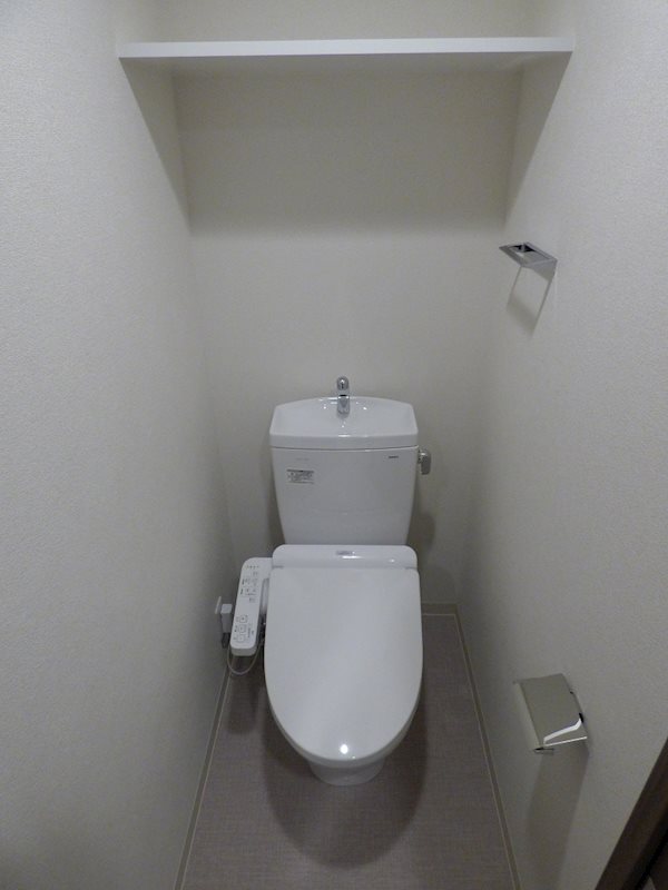 プレサンス丸の内アデル トイレ