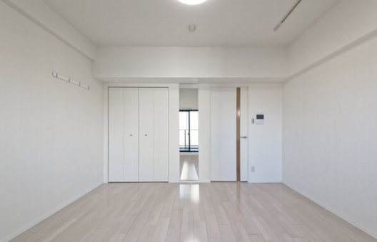 プルミエ志賀本通 リビング