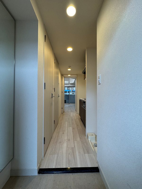 プレサンス伏見アーバンベース 玄関