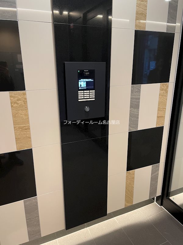 プレサンス東別院セレニス エントランス