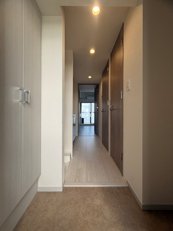 アドバンス名古屋シュテルン 玄関