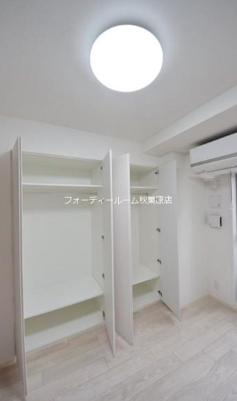 フェルクルール上野駅前 収納