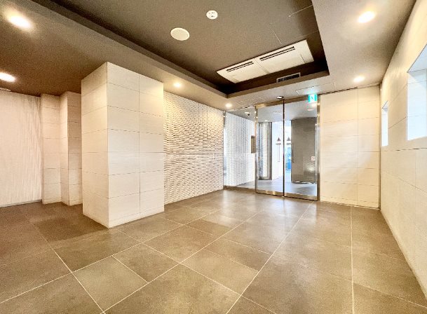 フェルクルール上野駅前 エントランス