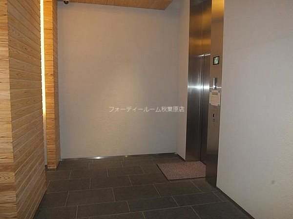 クラッシィハウス神田美土代町 ロビー