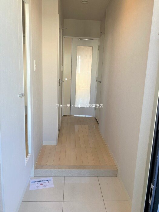 カスタリア入谷 玄関