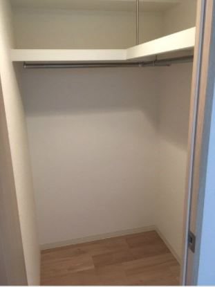 プレサンスジェネ丸の内 収納